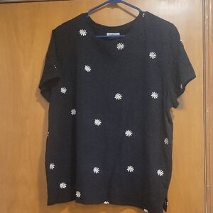 Maurices Black Short Sleeve Tee with White Floral Accents